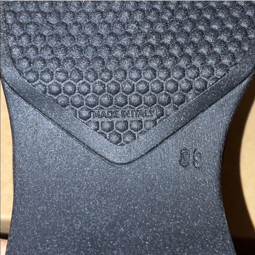 Steve Madden Slinky30 Black Sandals